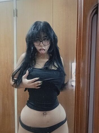 Anitatiwtf_