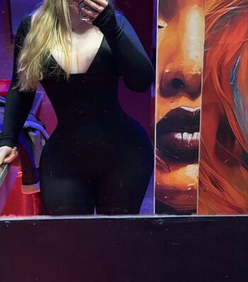 Full leaked Candyrobbs private onlyfans photo