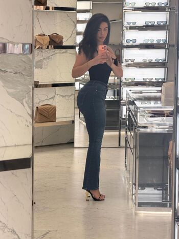 Lya Aylin