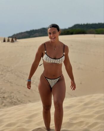Full leaked Mariagutx private onlyfans photo