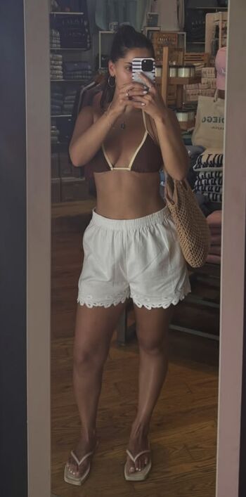 Maya Desrochers