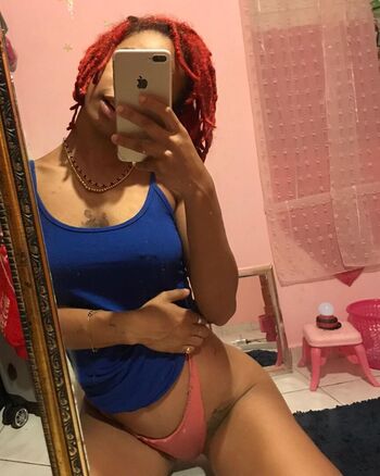 Nude Mym