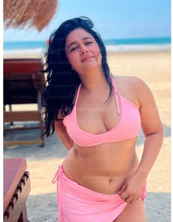 Full leaked Poonam bajwa private onlyfans photo
