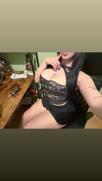 Full leaked Sudemwah private onlyfans photo